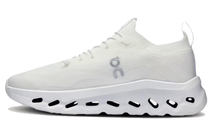On Running x LOEWE Cloudtilt “Totalmente Bianco”